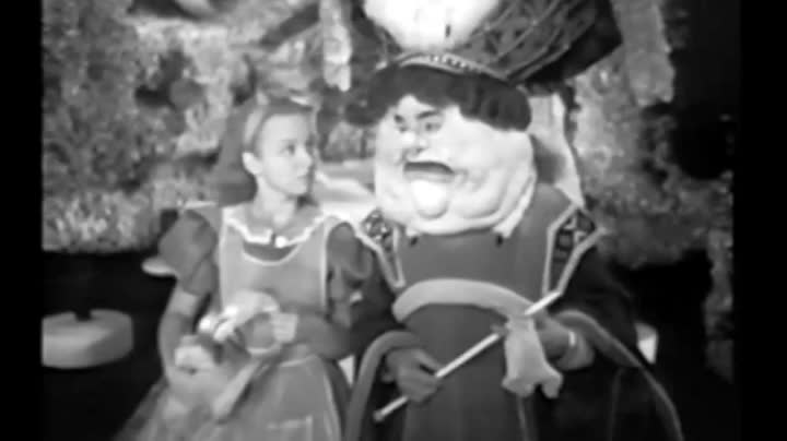 Alice In Wonderland Christmas Show